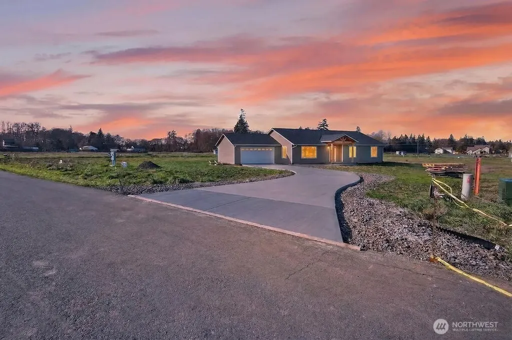 72 Lange Lane Sequim WA 98382