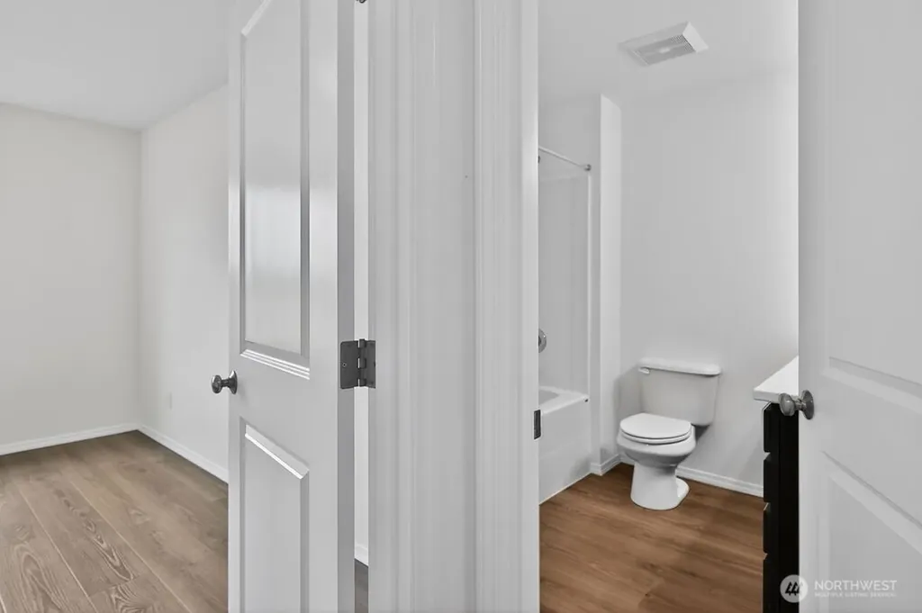 72 Lange Lane Sequim WA 98382