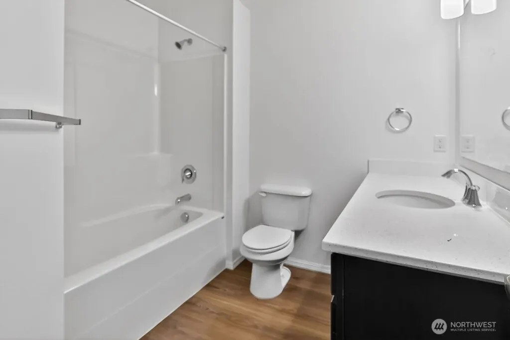 72 Lange Lane Sequim WA 98382