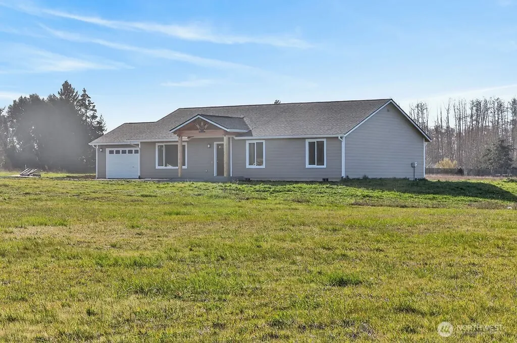 72 Lange Lane Sequim WA 98382