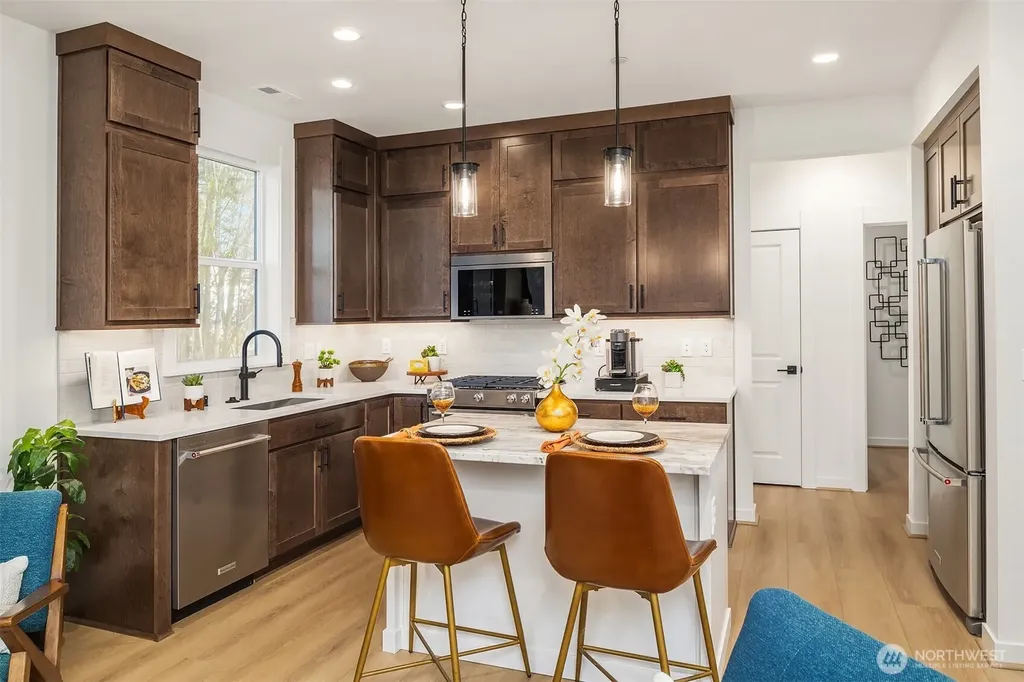 13472 NE 112th Place Redmond WA 98052