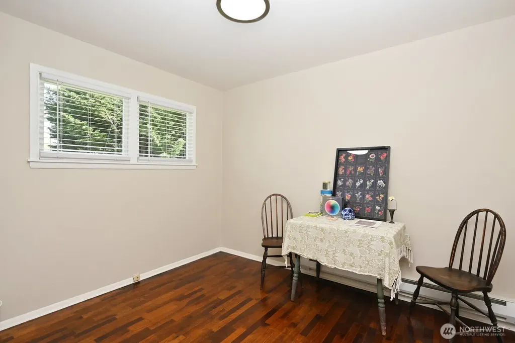 9328 31st Avenue SW Seattle WA 98126