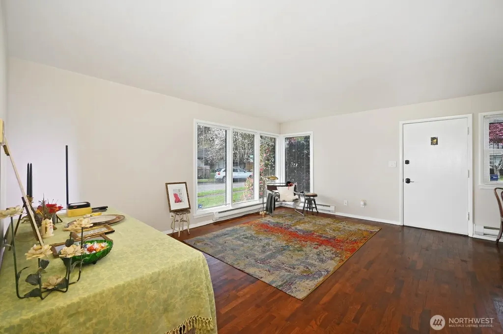 9328 31st Avenue SW Seattle WA 98126