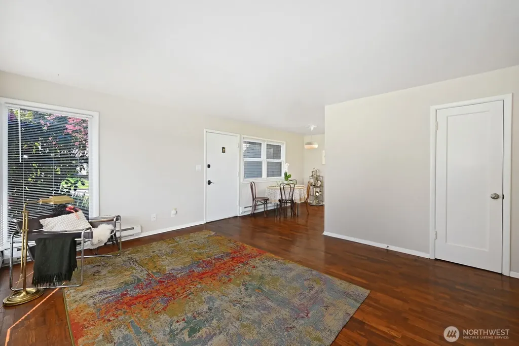 9328 31st Avenue SW Seattle WA 98126