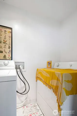 9328 31st Avenue SW Seattle WA 98126