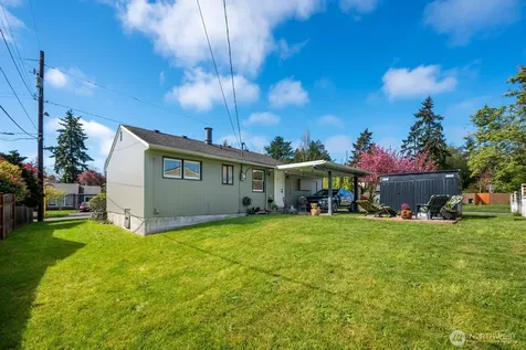 9328 31st Avenue SW Seattle WA 98126