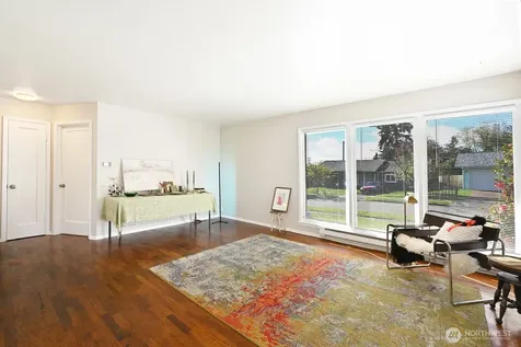 9328 31st Avenue SW Seattle WA 98126