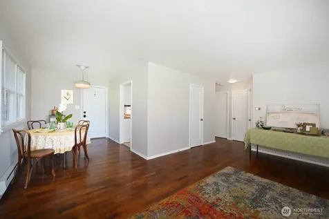 9328 31st Avenue SW Seattle WA 98126