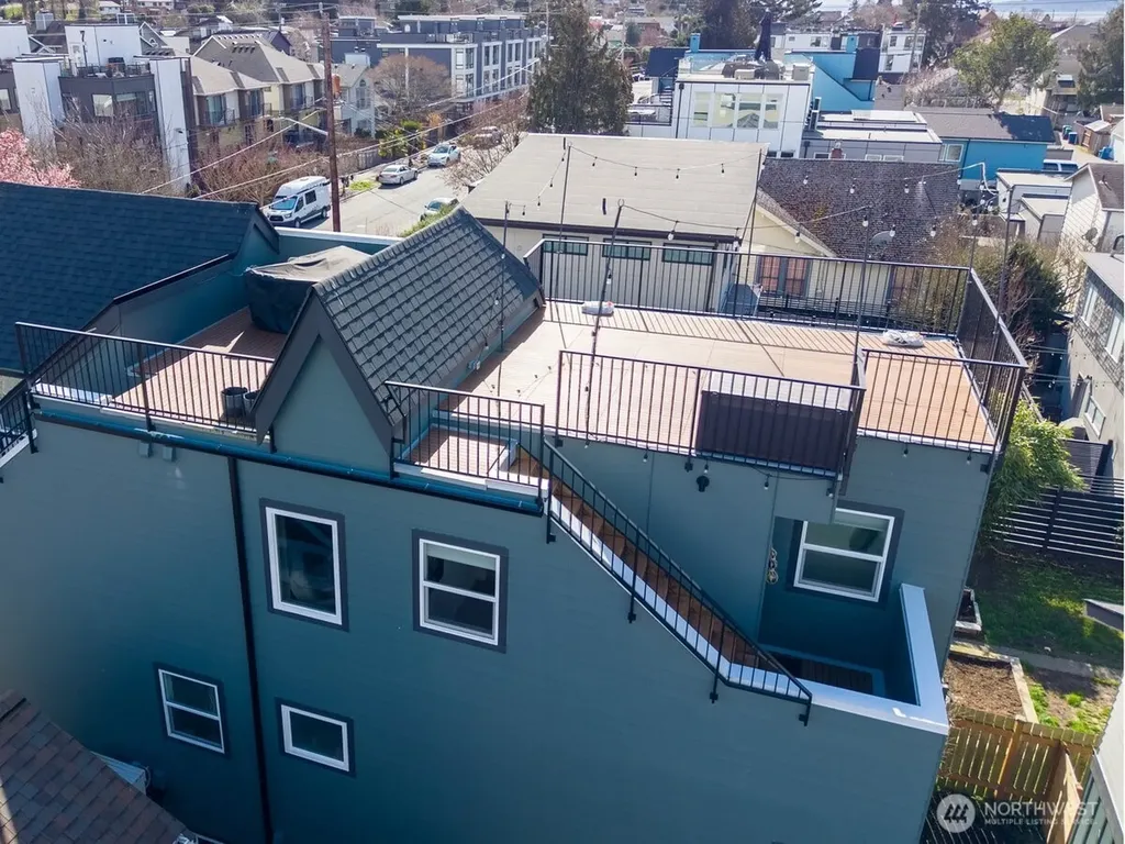 3015 61st Avenue SW Seattle WA 98116