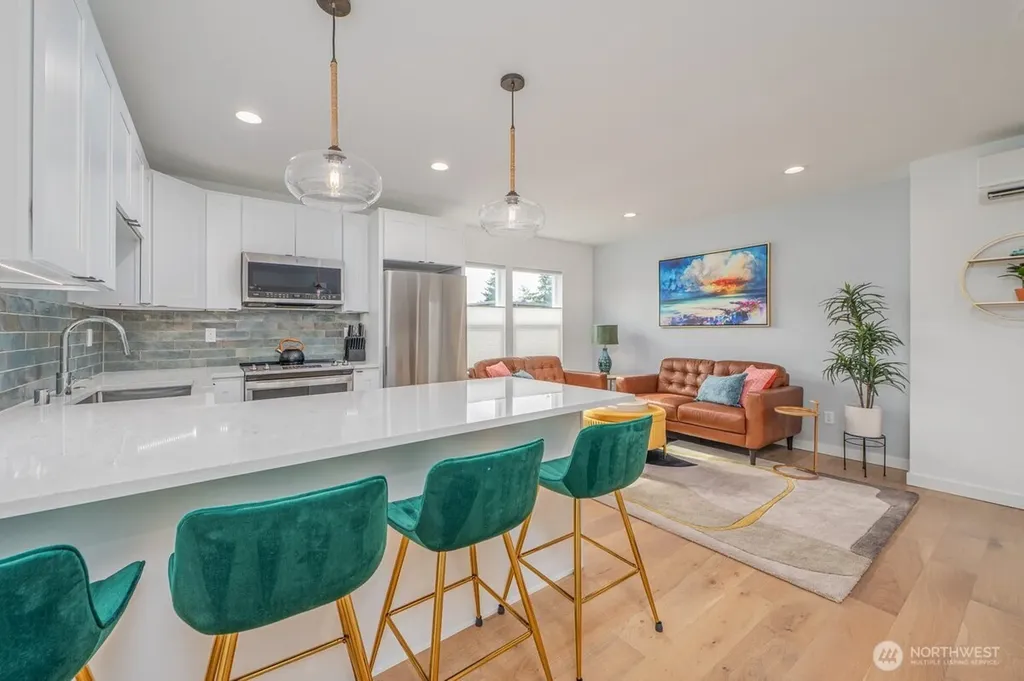 3015 61st Avenue SW Seattle WA 98116