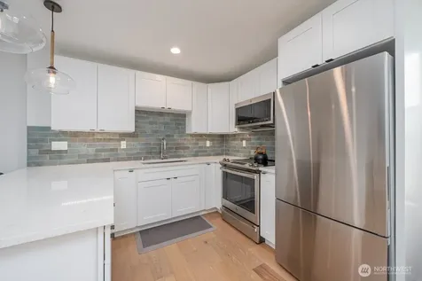 3015 61st Avenue SW Seattle WA 98116