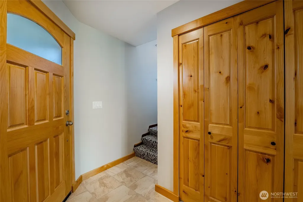 1326 4th Street Blaine WA 98230