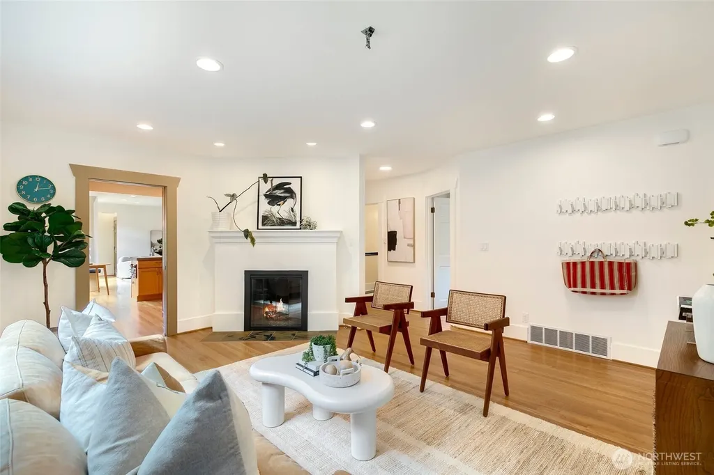 1843 41st Avenue E Seattle WA 98112