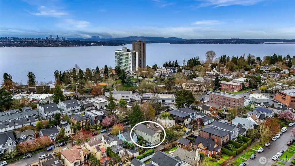 1843 41st Avenue E Seattle WA 98112