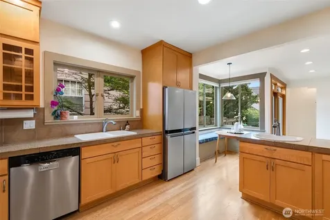 1843 41st Avenue E Seattle WA 98112