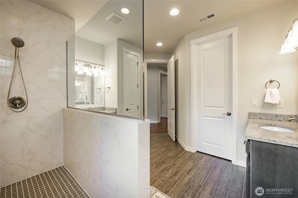19307 58th Avenue SE Bothell WA 98012