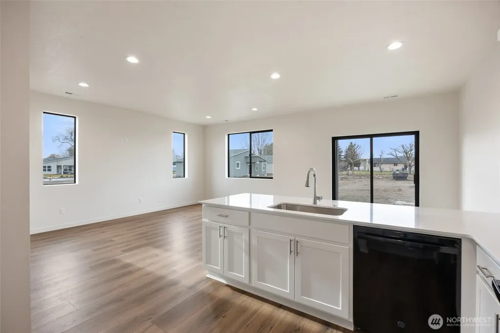 601 Dorsing Street Moses Lake WA 98837