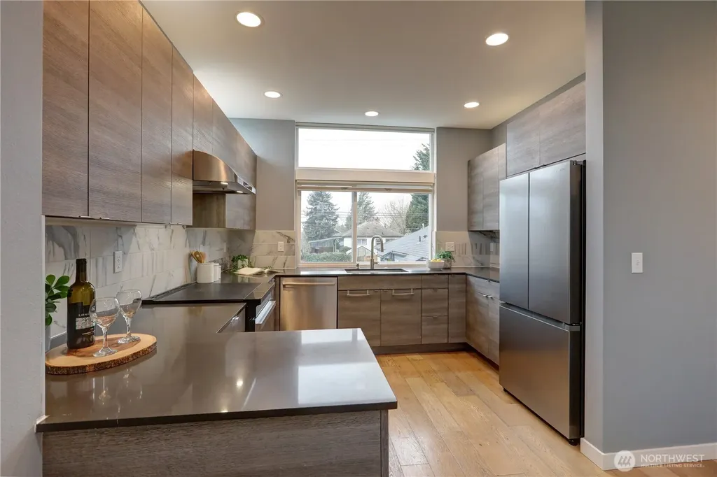 3931 California Avenue SW Seattle WA 94116