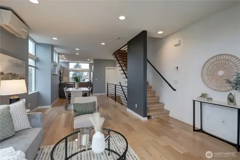 3931 California Avenue SW Seattle WA 94116