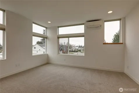 3931 California Avenue SW Seattle WA 94116