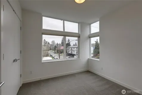 3931 California Avenue SW Seattle WA 94116