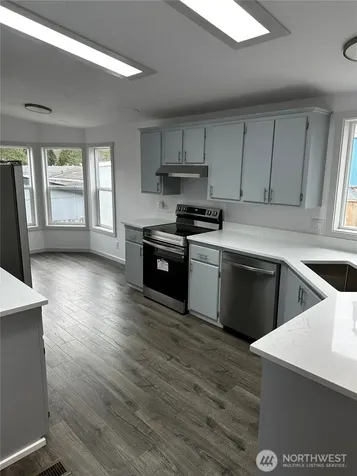 8311 19th Avenue E Tacoma WA 98404