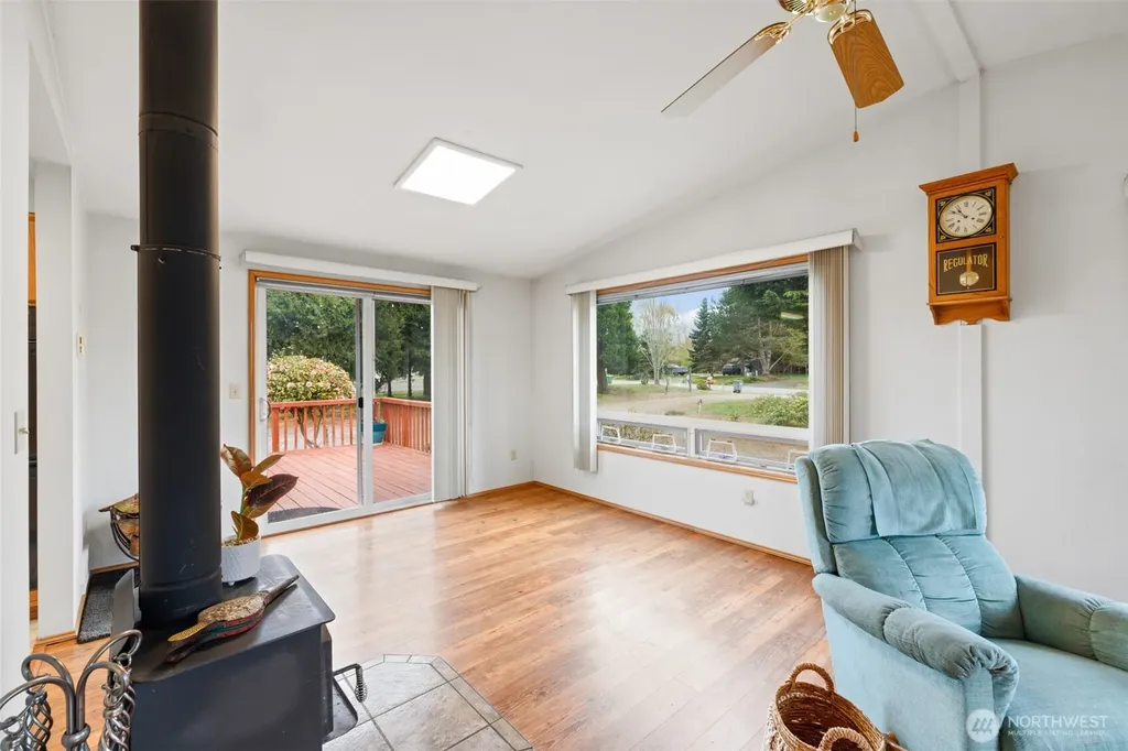 31 Bon Jon View Way Sequim WA 98382
