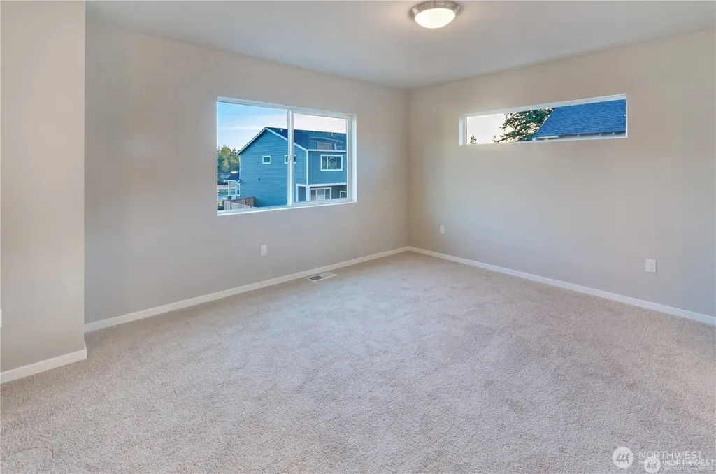 18204 37th Avenue Ct E Tacoma WA 98446