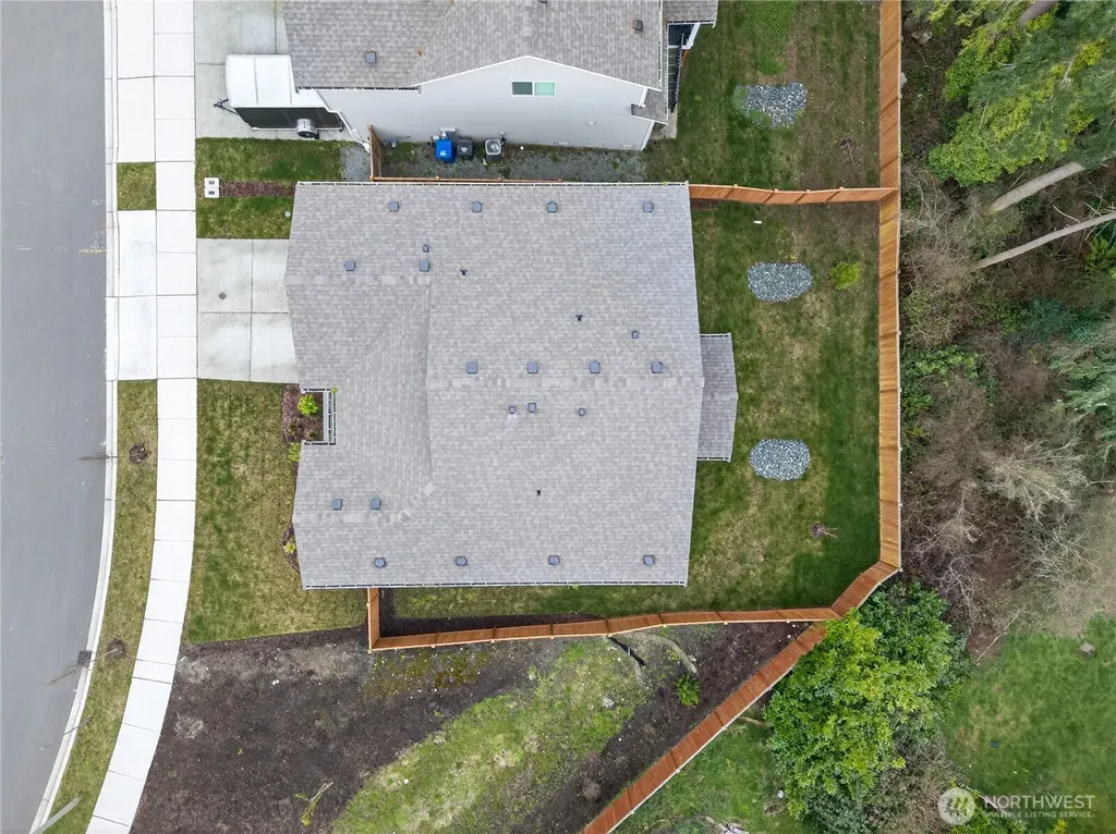 2210 SW Putnam Drive Oak Harbor WA 98277