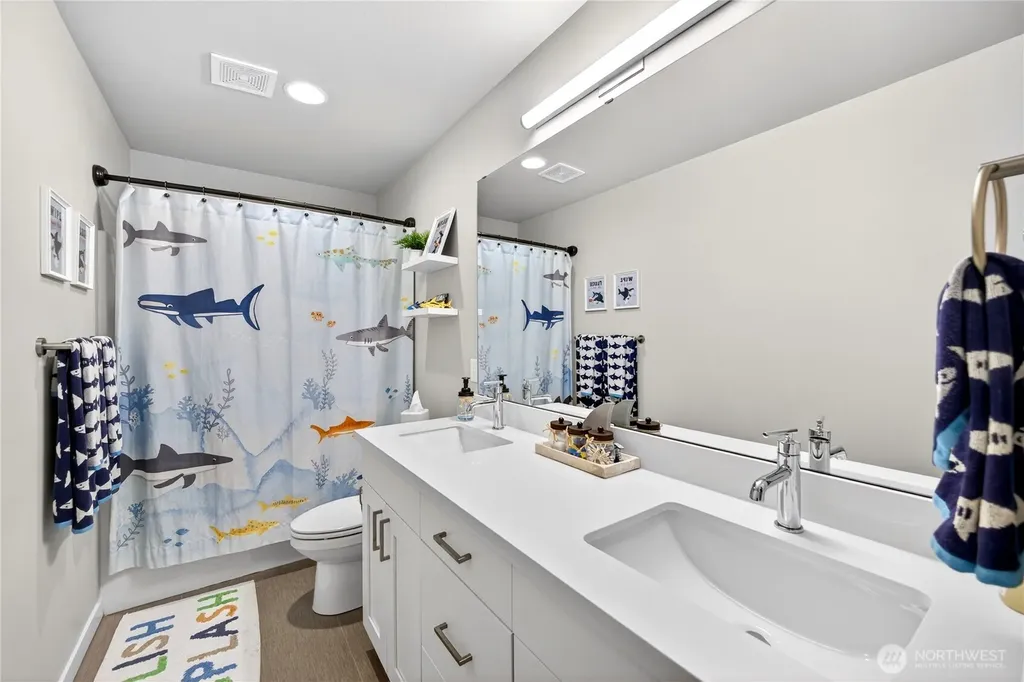 2210 SW Putnam Drive Oak Harbor WA 98277