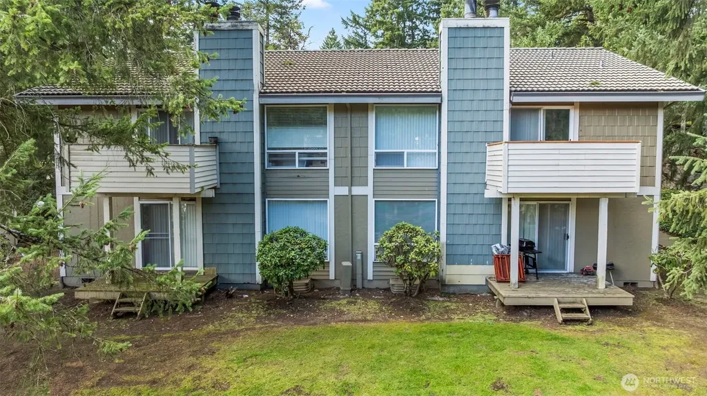 34120 1st Place S Federal Way WA 98003