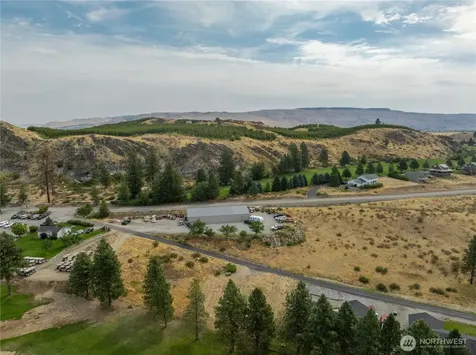 103 Golf Course Drive Pateros WA 98846
