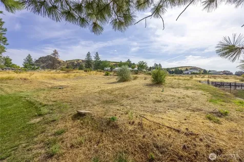 103 Golf Course Drive Pateros WA 98846