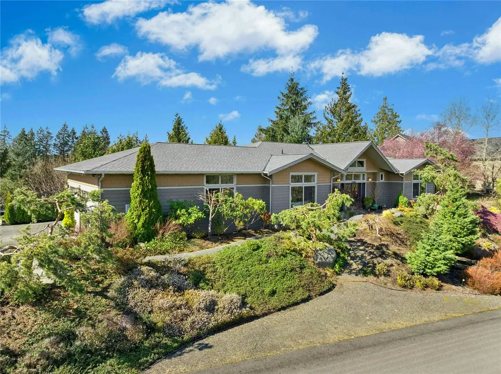 22843 Tranquility Place NE Kingston WA 98346