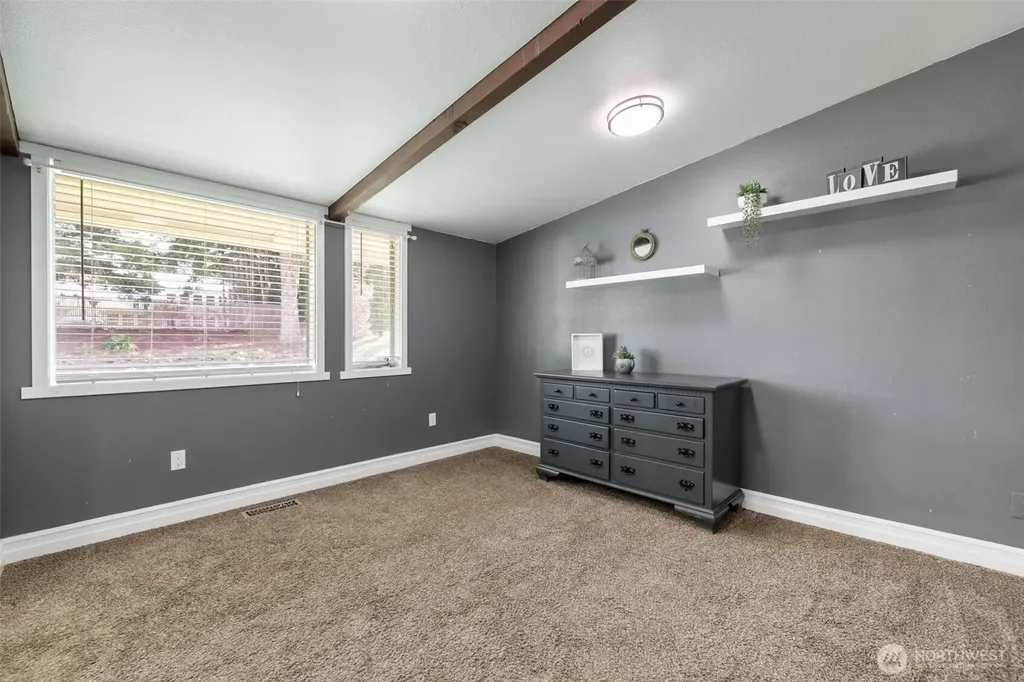 11782 Schold Road NW Silverdale WA 98383