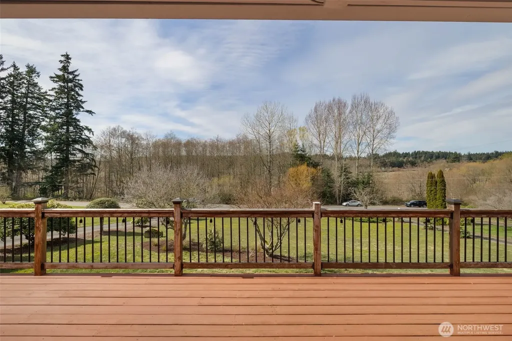 11782 Schold Road NW Silverdale WA 98383