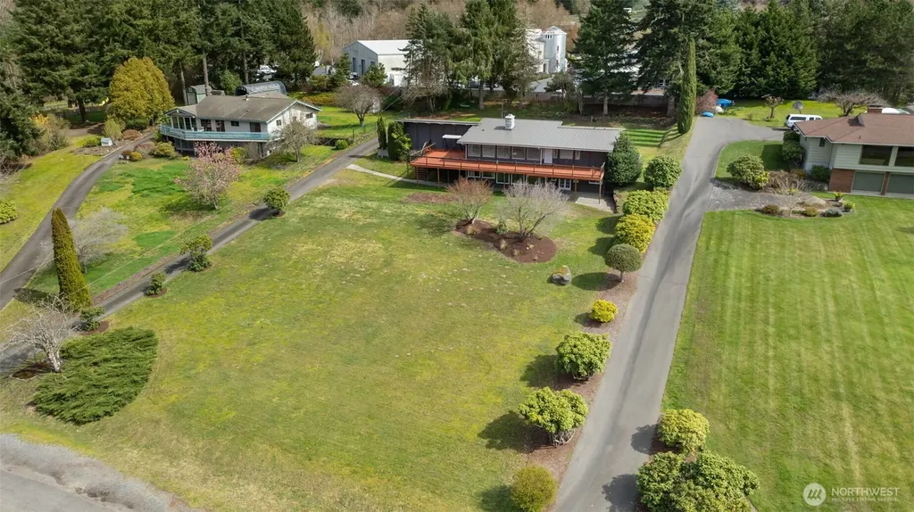 11782 Schold Road NW Silverdale WA 98383