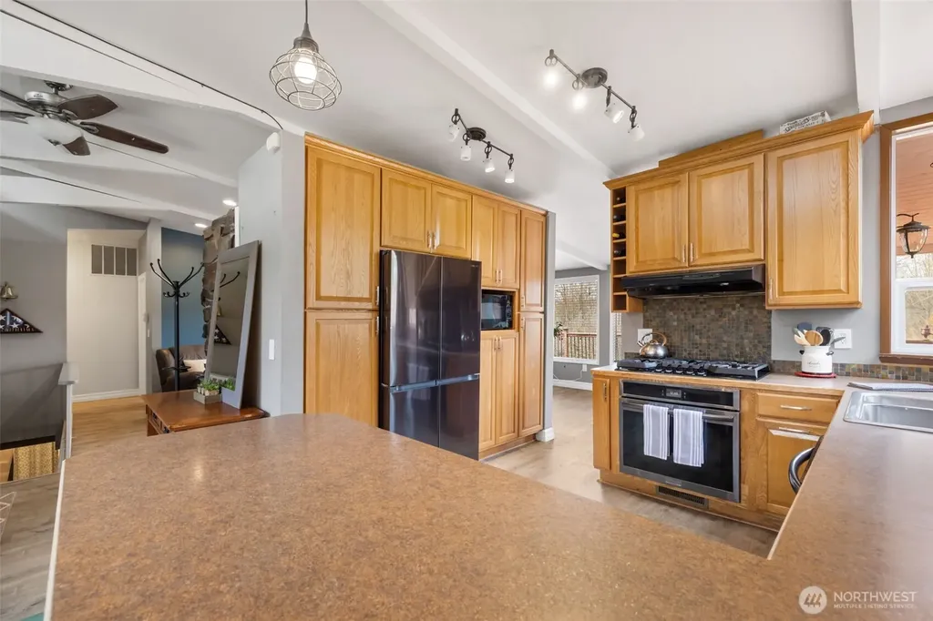 11782 Schold Road NW Silverdale WA 98383