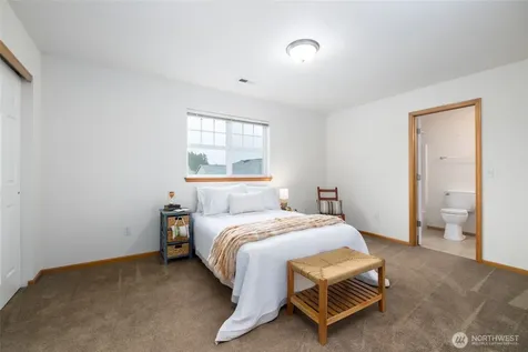 1182 Decatur Circle Burlington WA 98233