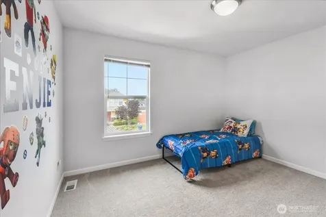 266 Camas Avenue SE Renton WA 98056