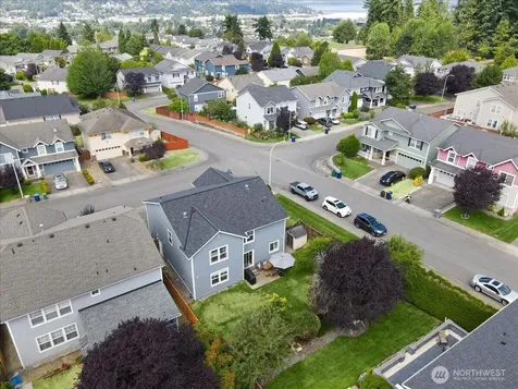 266 Camas Avenue SE Renton WA 98056