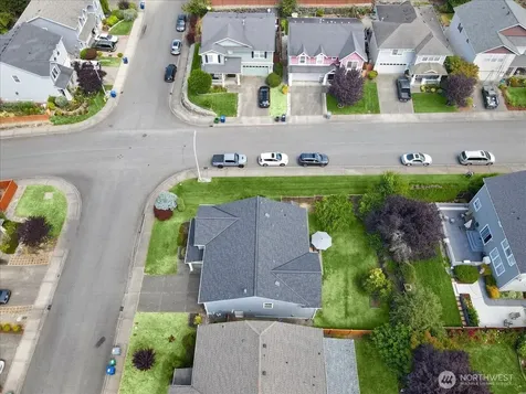 266 Camas Avenue SE Renton WA 98056