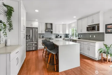 266 Camas Avenue SE Renton WA 98056