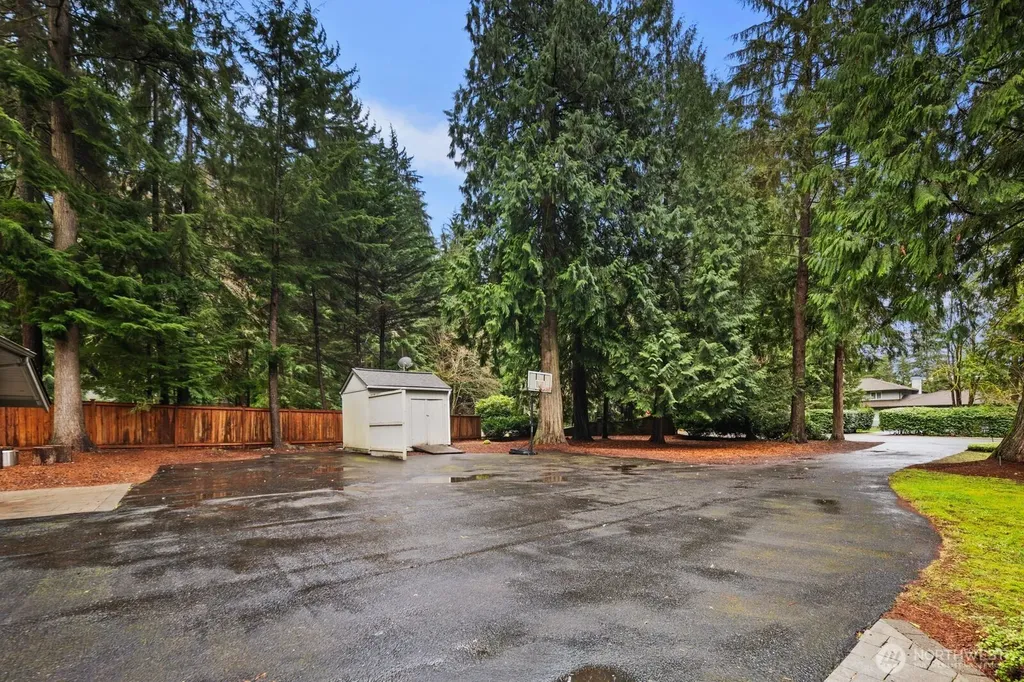 22720 NE 46th Street Redmond WA 98053