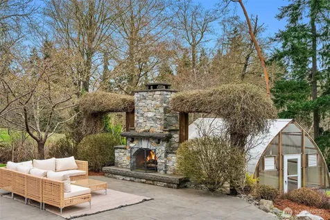 18106 115th Avenue SW Vashon WA 98070