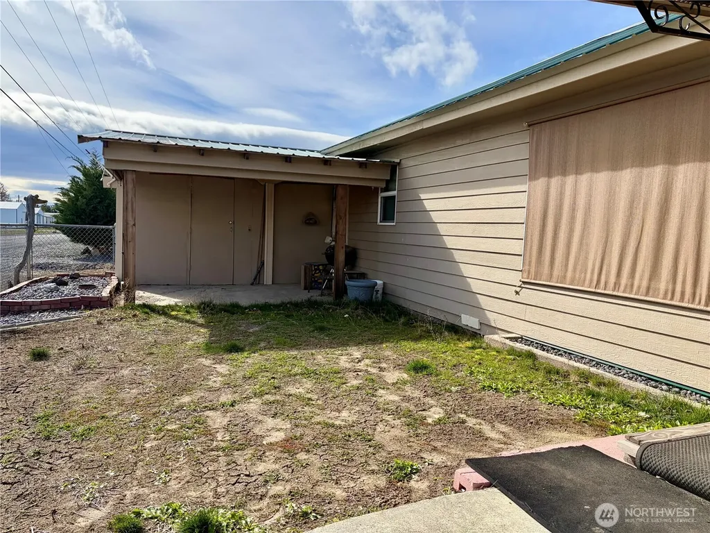 10388 Largent Street NE Coulee City WA 99115