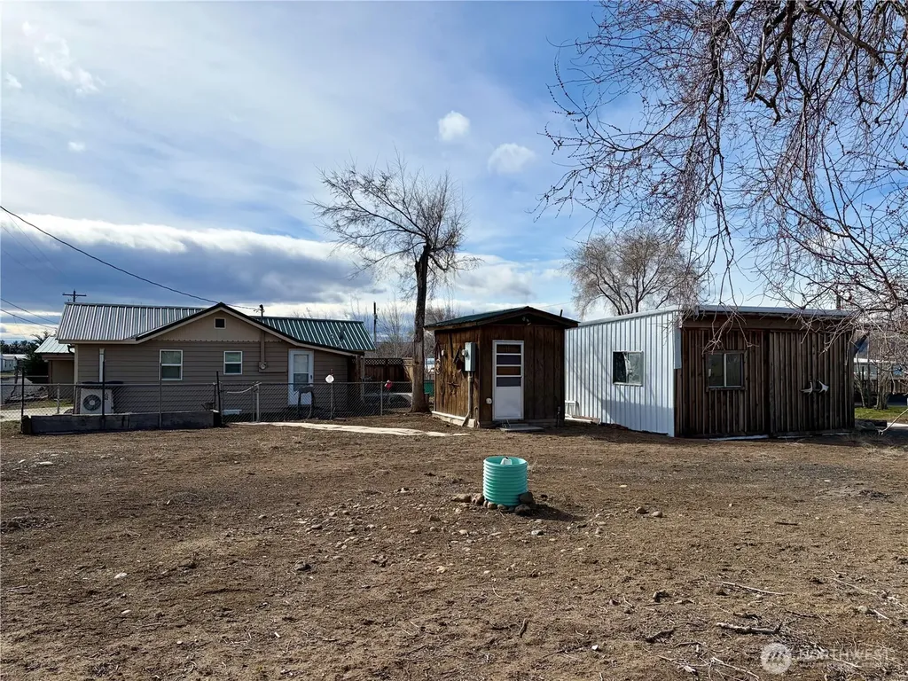 10388 Largent Street NE Coulee City WA 99115