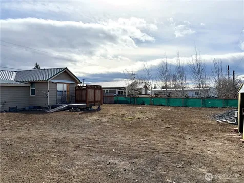 10388 Largent Street NE Coulee City WA 99115