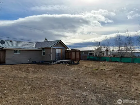 10388 Largent Street NE Coulee City WA 99115