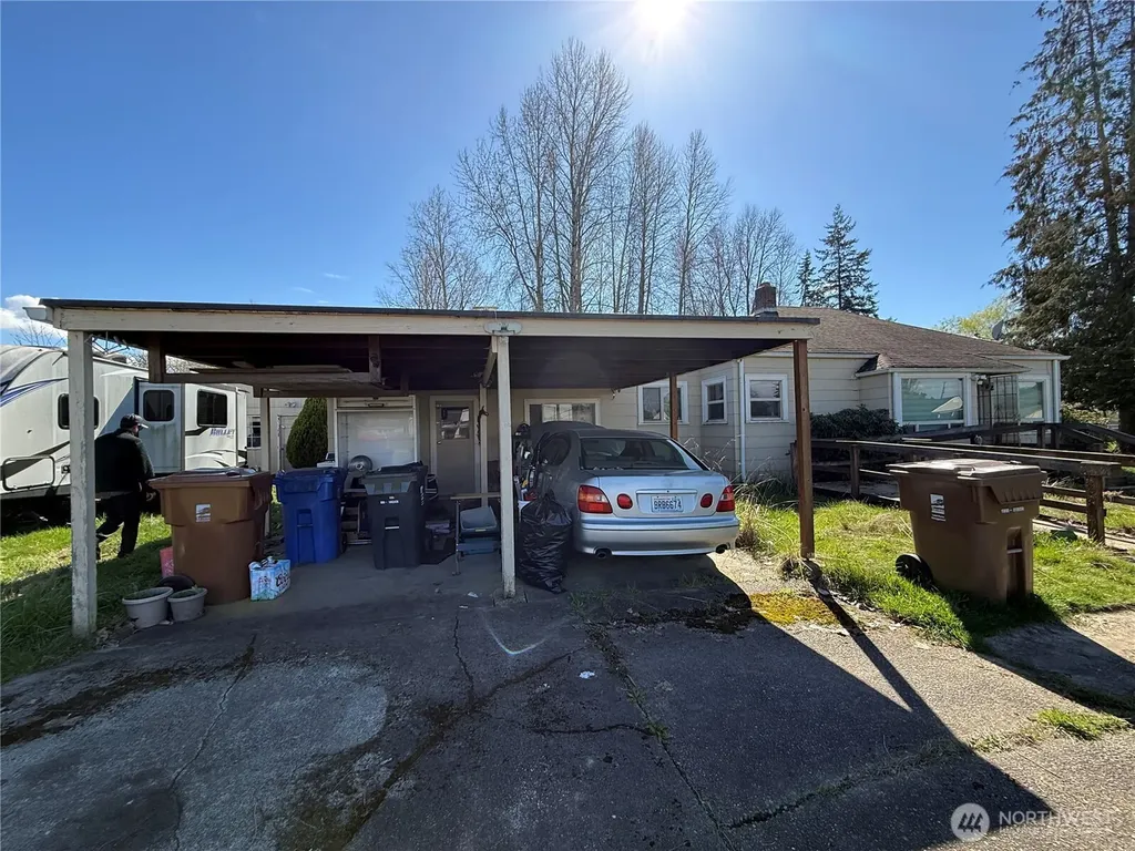 602 E 65th Street Tacoma WA 98404